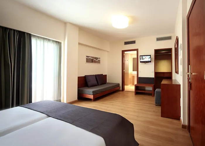 Отель Metropolitan Playa 3 Sup Плайя де Пальма