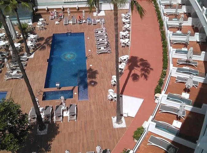 Metropolitan Playa 3 Sup 3* 帕尔马海滩